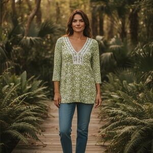 Vintage Carole Little Lime Green and White Tunic Top